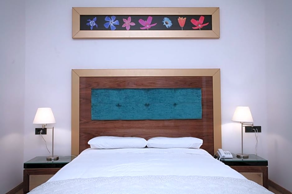 Dovitel Boutique Hotel