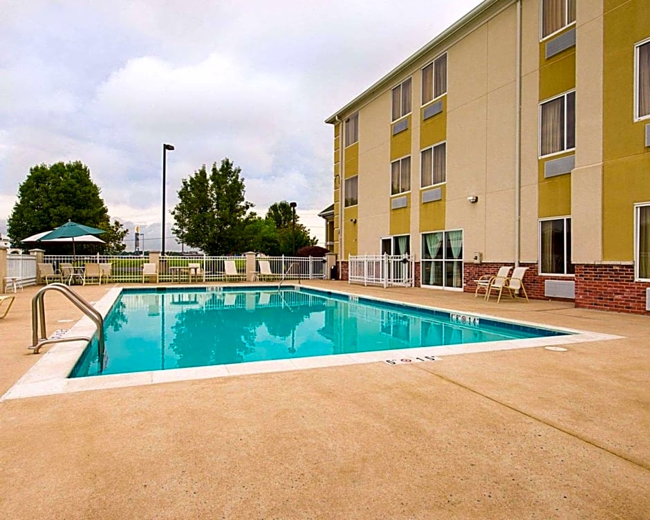 Quality Inn Spring Mills - Martinsburg North