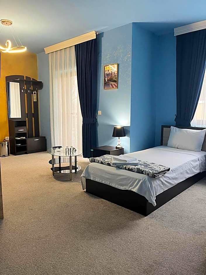 Complex MONACO HOTEL & CASINO