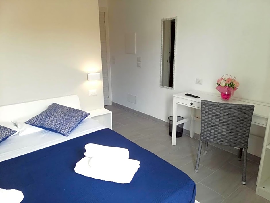 Cosmo Rooms a pochi passi da Tropea