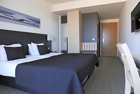 Hotel M