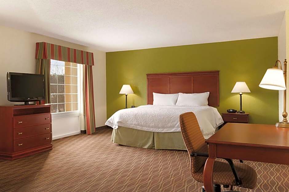 Hampton Inn By Hilton & Suites Greenfield