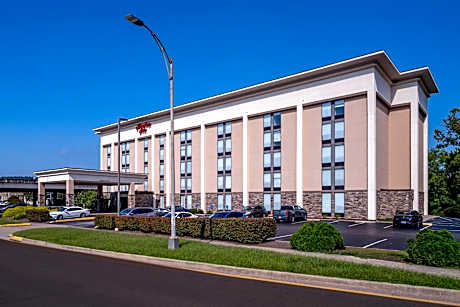 Hampton Inn By Hilton Charleston/Downtown/Civic Center
