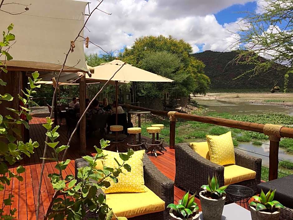 Tau Game Lodge