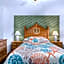 The Ocracoke Harbor Inn