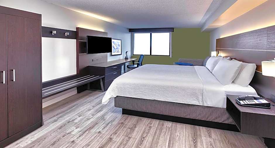 Holiday Inn Express & Suites Mississauga-Toronto Southwest By IHG