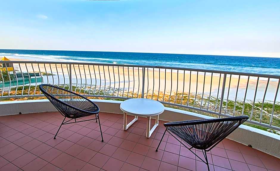 Albatross North Apartments