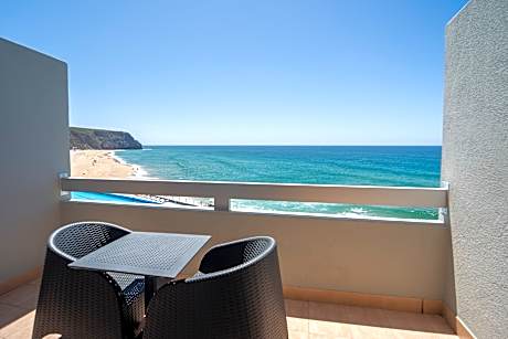 Double Pool View (Capacity1 Person)