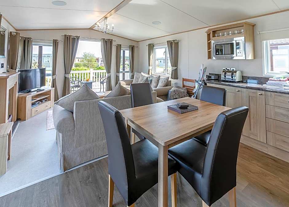 Looe Coastal Retreat