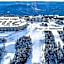 Stroll to Slopes, Village Area, Ski in-out MtLodge 343