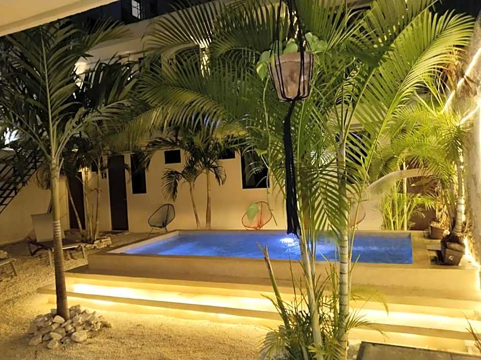 Khali – Cancun, TX