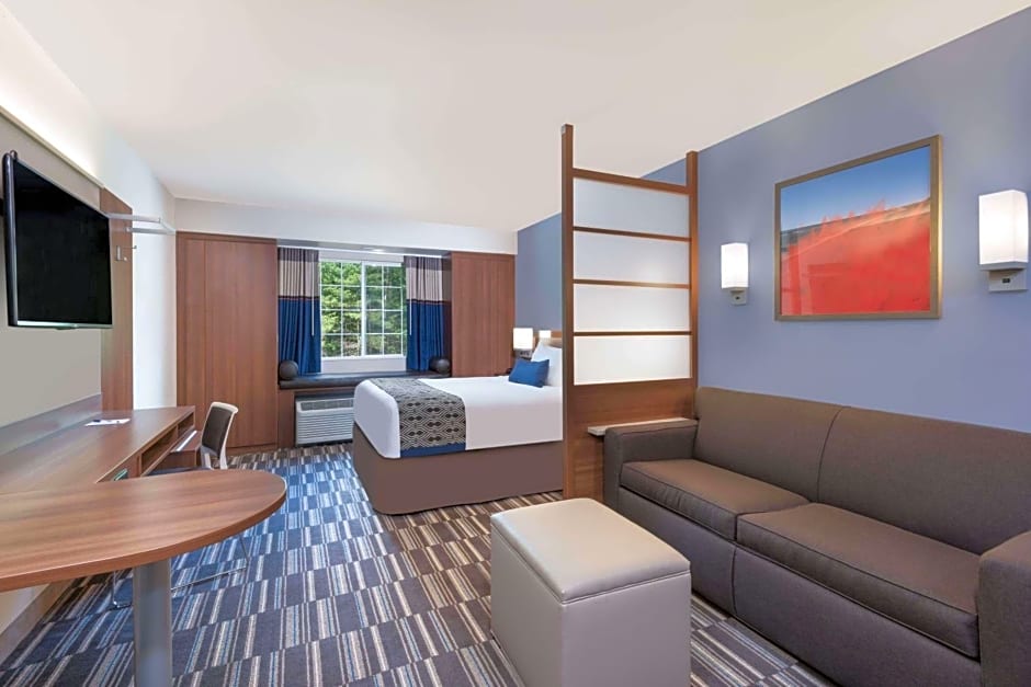 Microtel Inn & Suites Windham