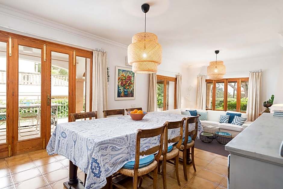 Villa Camila para 7 junto a playa de Sant Pere