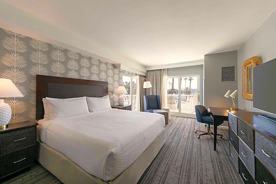 Jamaica Bay Inn Marina Del Rey Tapestry Collection by Hilton