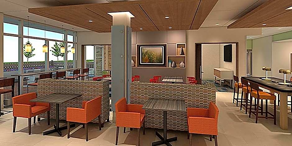 Holiday Inn Express and Suites Carlisle Southwest I-81 By IHG