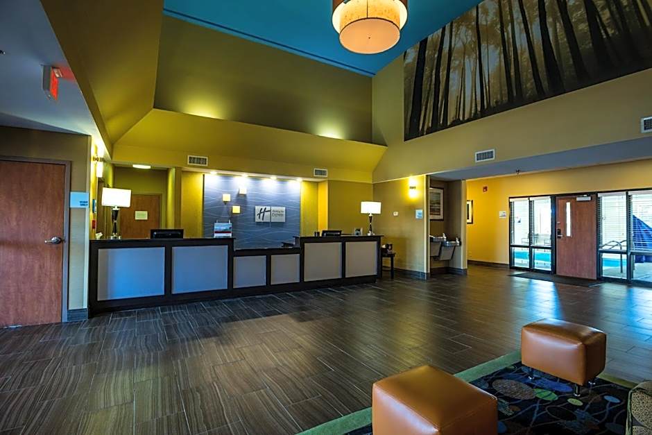 Holiday Inn Express Hotel & Suites Edmond By IHG