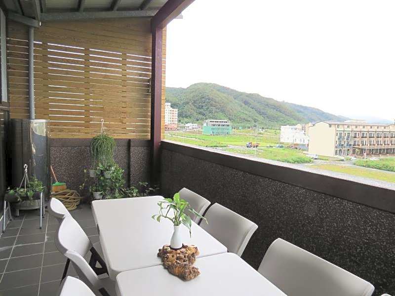 Qi Hua Zhen Ju Homestay