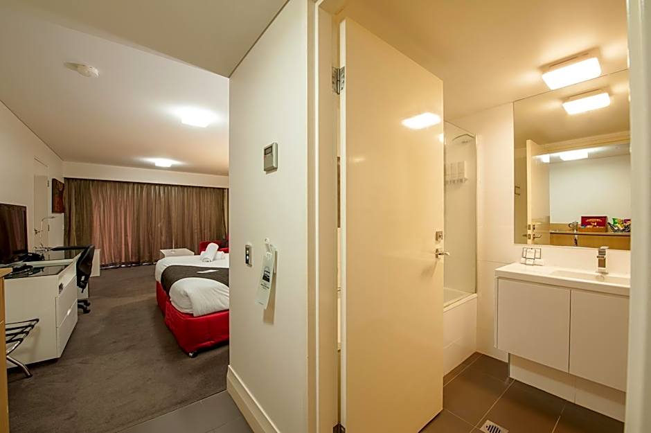 City Golf Club Motel