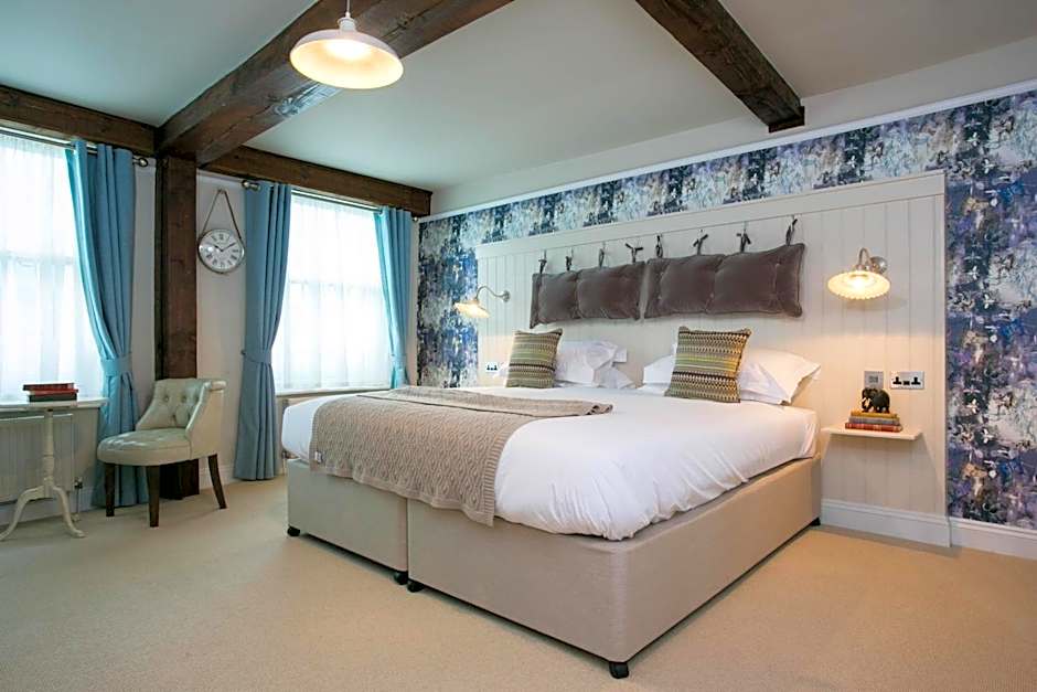 The Elephant at the Market