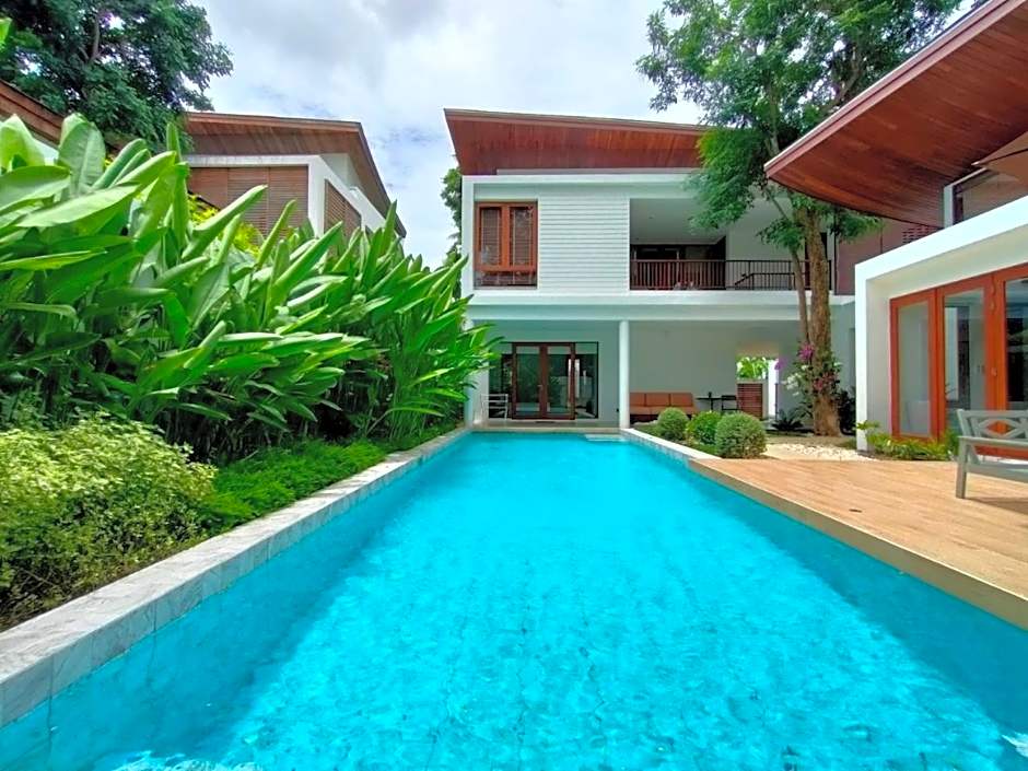 Pranaluxe 4 Bedroom Pool Villa C6