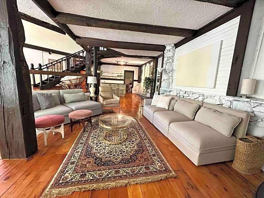 Nature Retreat w/ Sunroom Gazebo