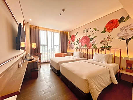 Autumn Deluxe Room - Twin Bed