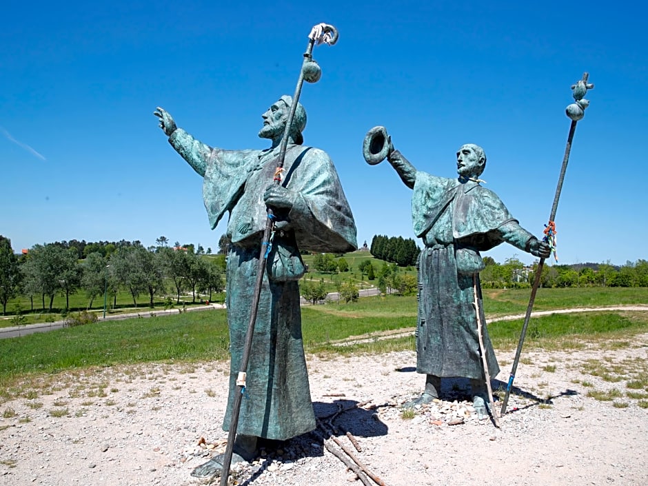 Albergue Monte do Gozo