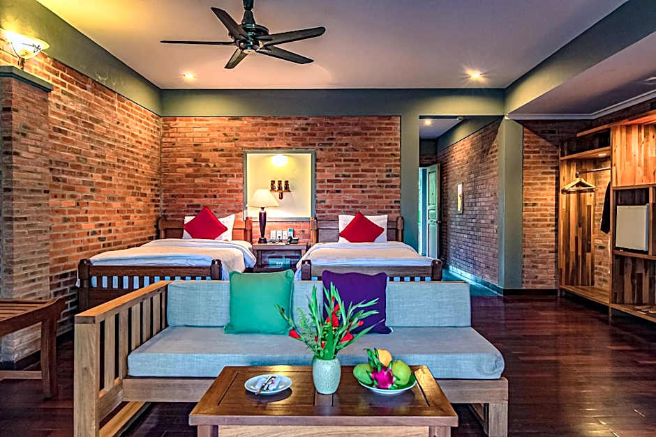 Photo 1 of 8 of Deluxe Spa 2 Beds