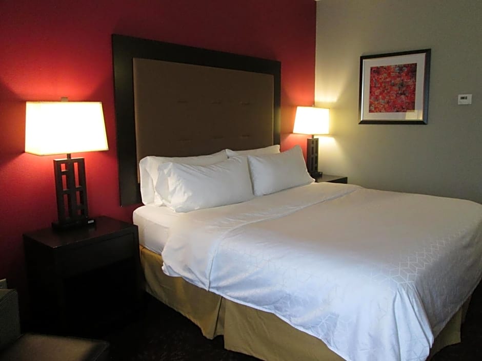 Holiday Inn Express Hotels Cloverdale (Greencastle) By IHG