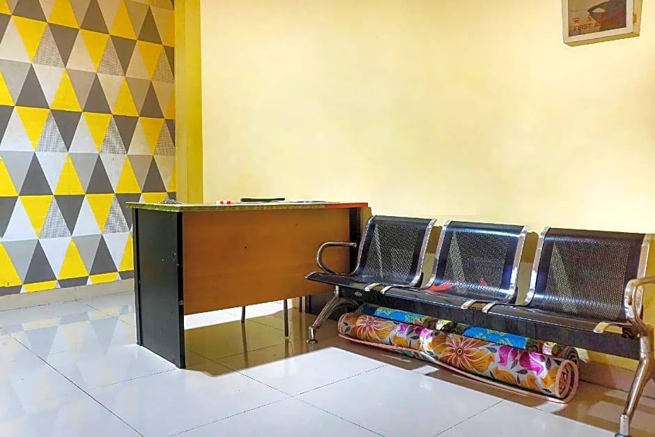 Hotel O Kos'ta Homestay Makassar