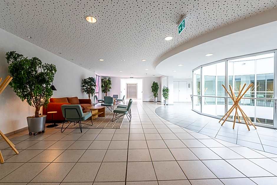 B&B Hotel Lully 3 Lakes