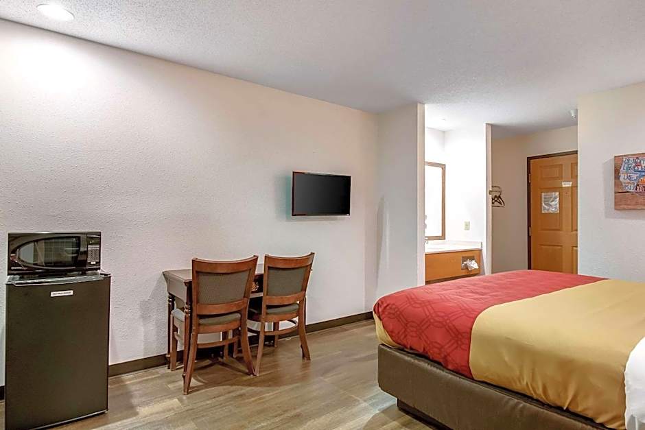 Econo Lodge Franklin