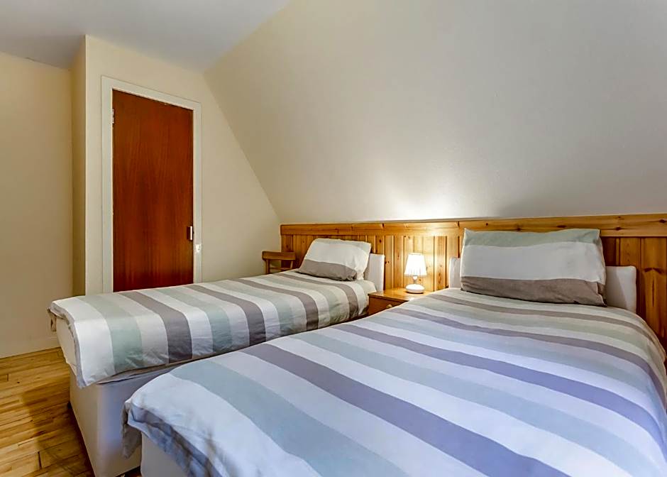 Delny Highland Lodges