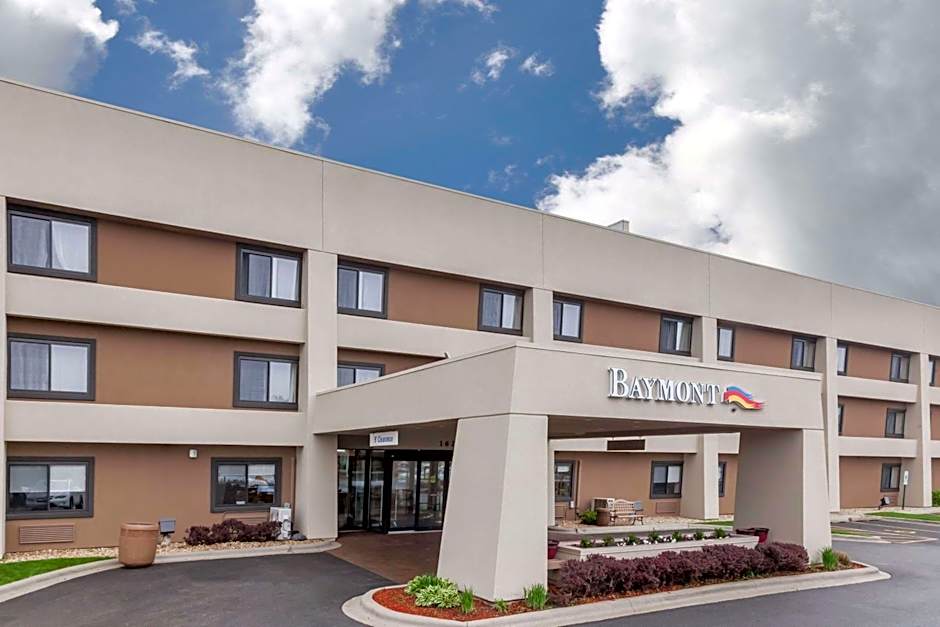 Baymont by Wyndham Glenview