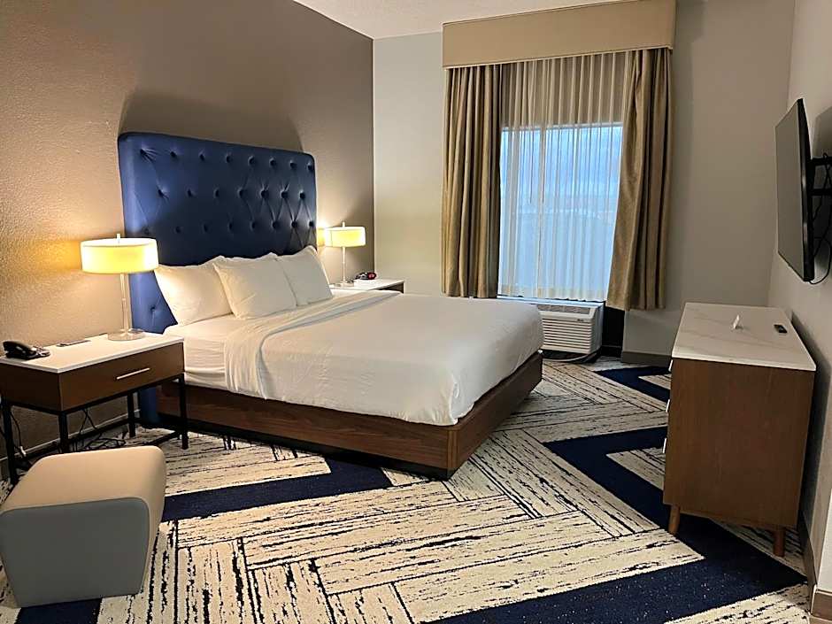 Sky Point Hotel & Suites - Atlanta Airport