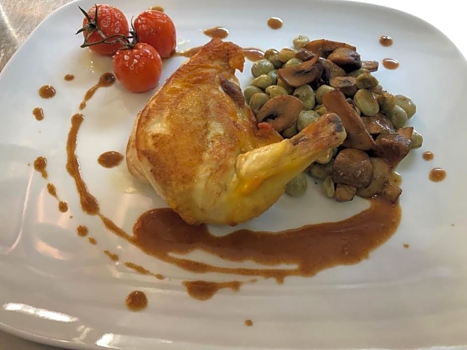 Les Aubuns Country Hotel