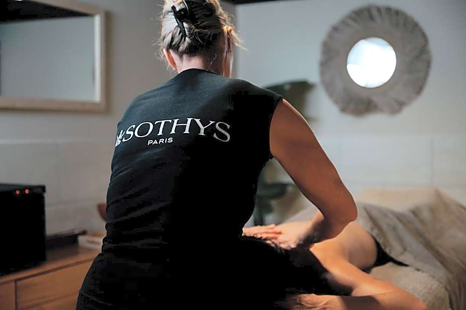 Keystone Hôtel & Spa