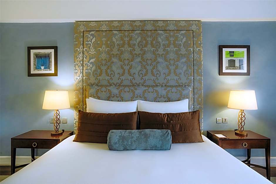 Photo 1 of 1 of Executive 1 King Bed, Balcony