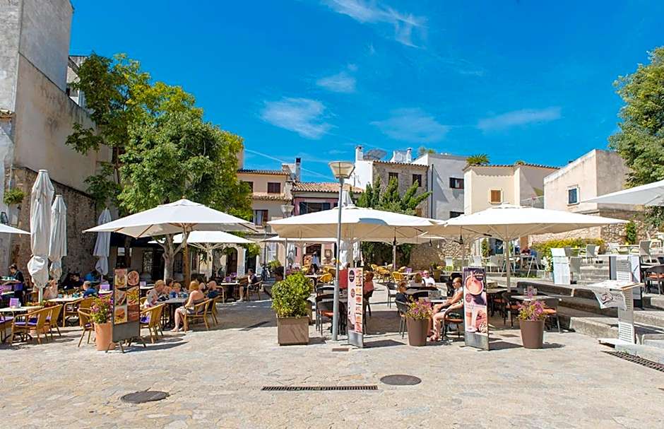 Calvario Plaza Hotel