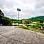 OYO Hotel Chapmanville Inn, WV - Hwy 119