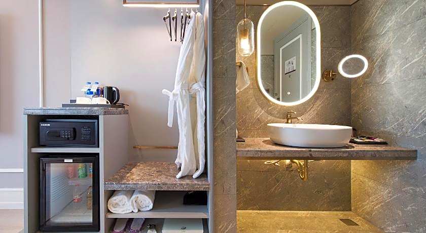 Mercure Harbin Hexing Road