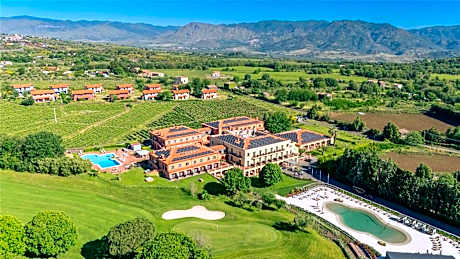 Picciolo Etna Golf Resort & Spa, Curio Collection by Hilton