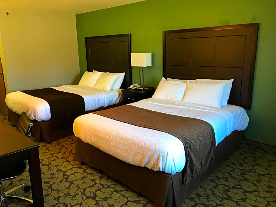 SureStay Plus Hotel by Best Western Bettendorf