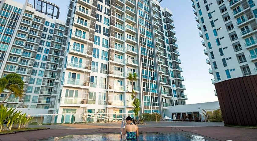 CSuites at 8 Newtown Mactan Cebu