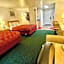 Rodeway Inn & Suites Brunswick near Hwy 1