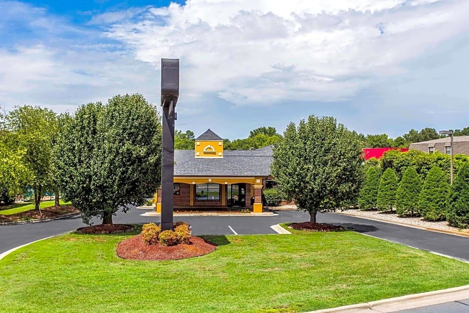 Quality Inn