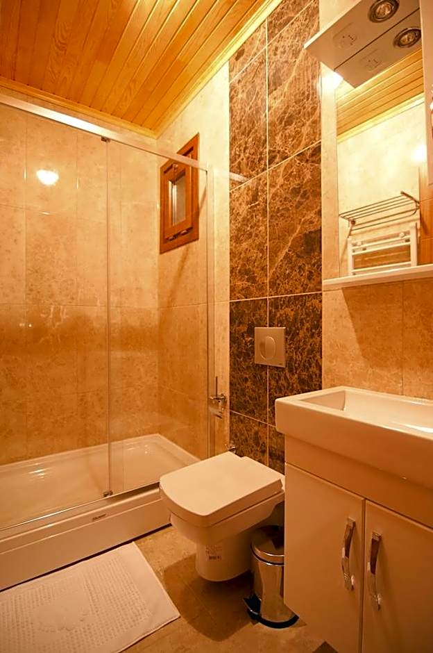 defne otel