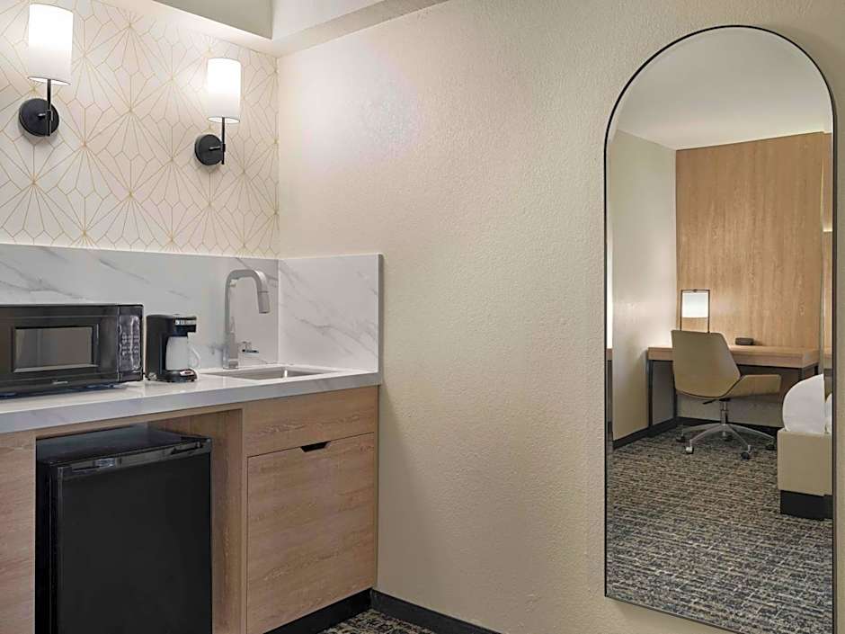 Hyatt Place Kansas City/Overland Park/Metcalf