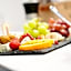Arthotel Ambassador Wiesbaden - FREE PARKING