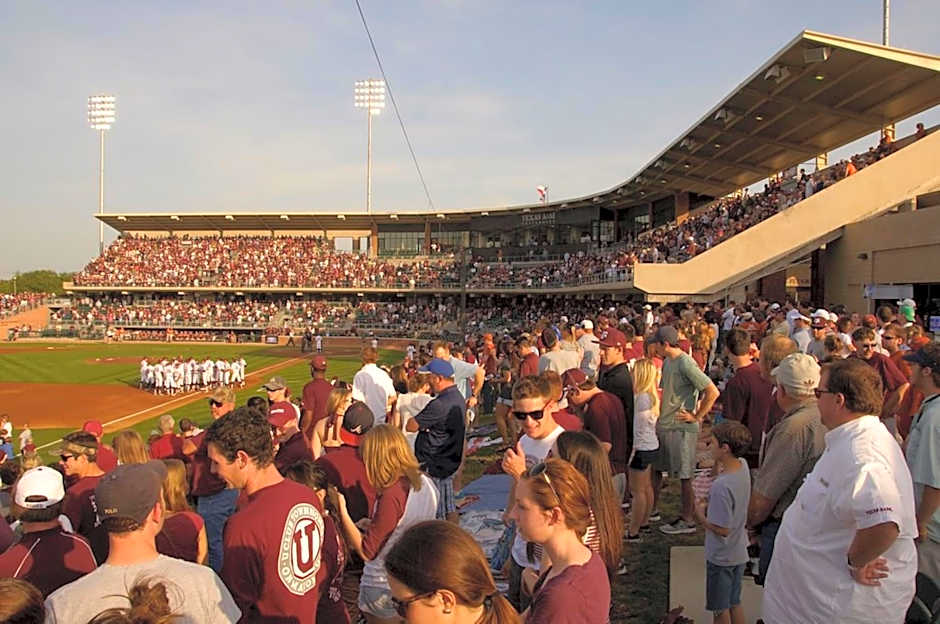 Holiday Inn Hotel & Suites College Station-Aggieland By IHG